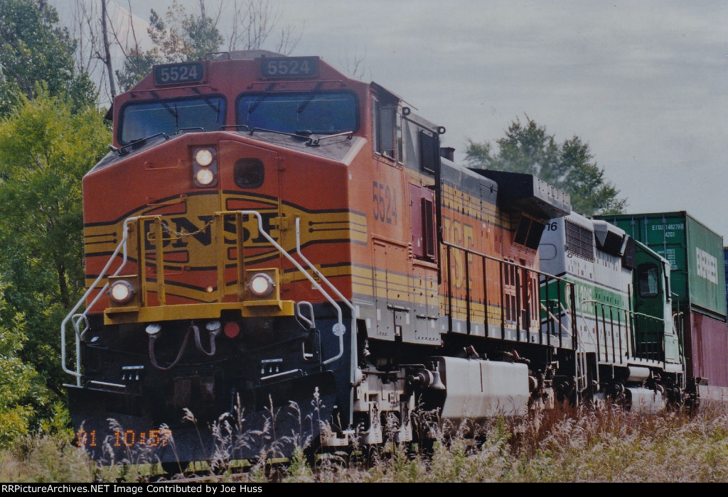 BNSF 5524 West